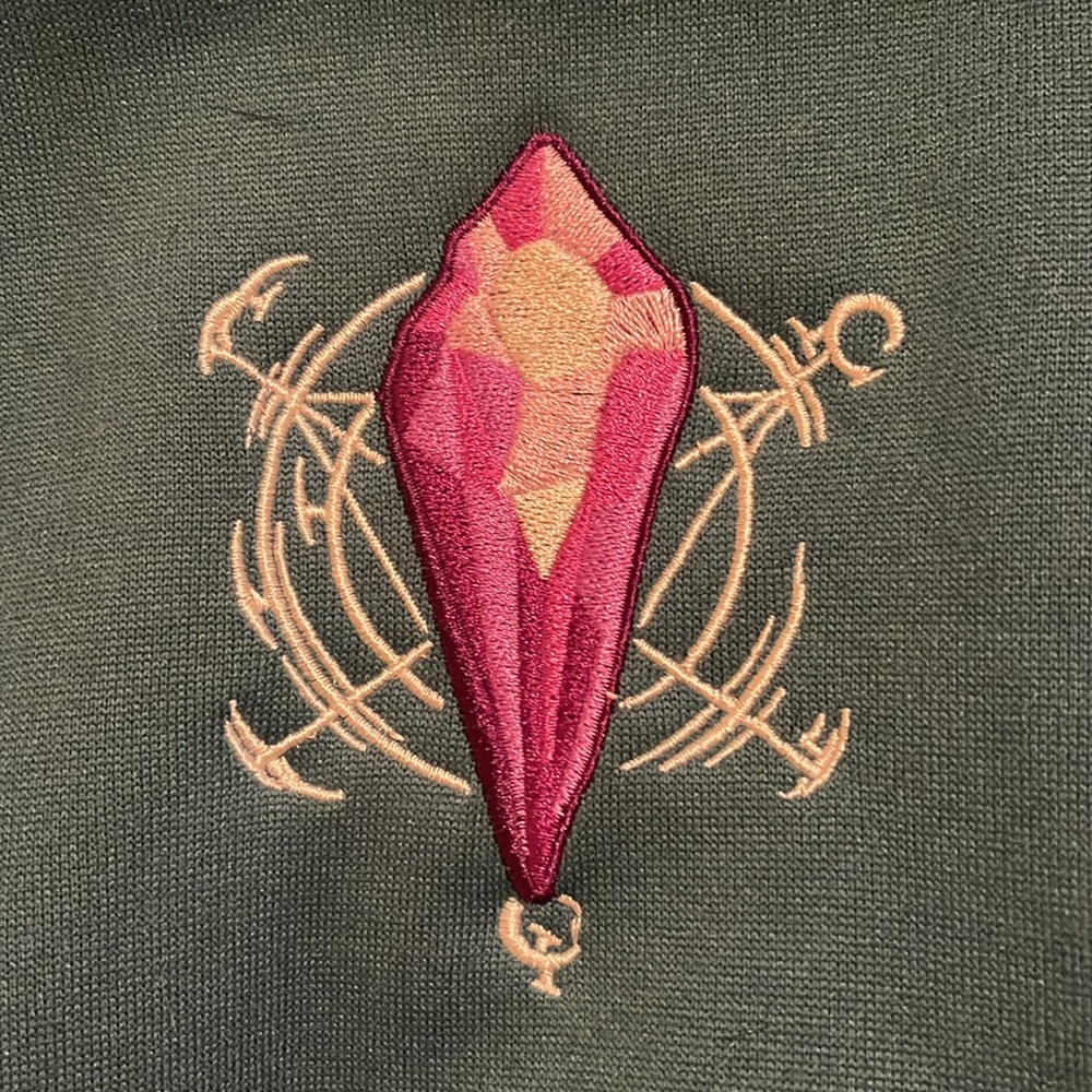 Dark Crystal Lootwear Exclusive Capelet. - Picture 7 of 8